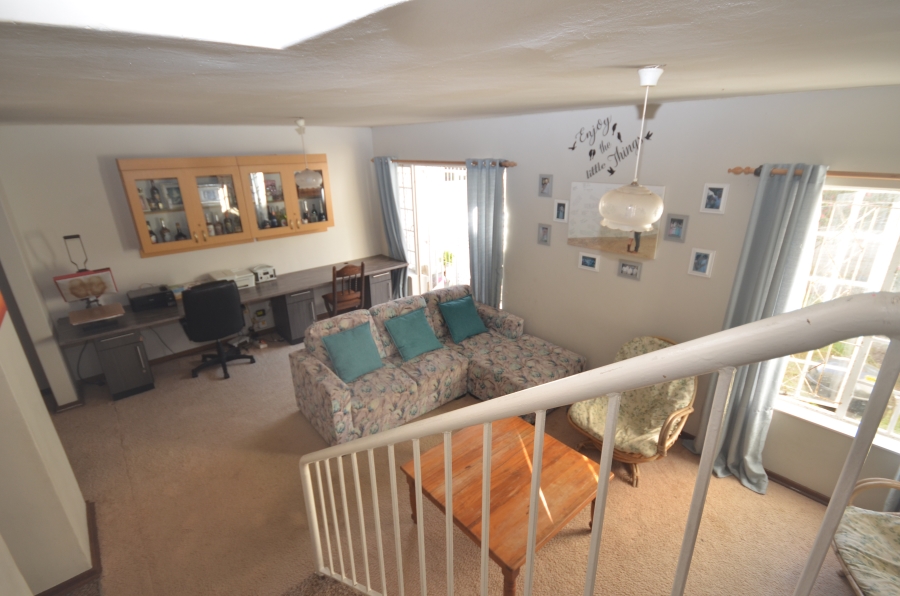 3 Bedroom Property for Sale in Bonza Bay Eastern Cape